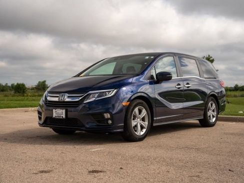 Used 2018 Honda Odyssey EX image 3