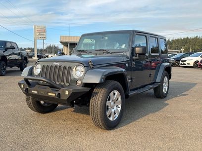 Used 2018 Jeep Wrangler Unlimited Sahara w/ Connectivity Group