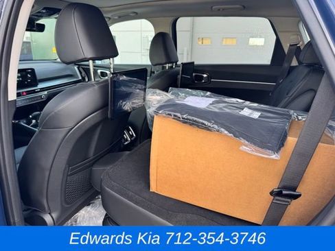 New 2025 Kia Sorento EX w/ Panoramic Sunroof Package image 12
