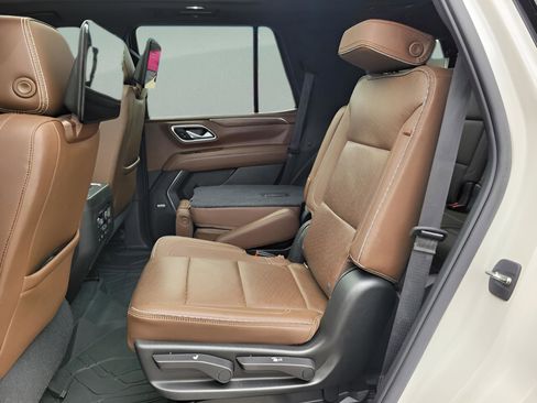 Used 2021 Chevrolet Tahoe High Country image 22