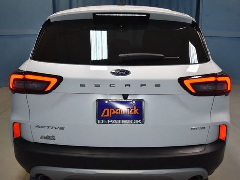 Used 2025 Ford Escape Active image 25