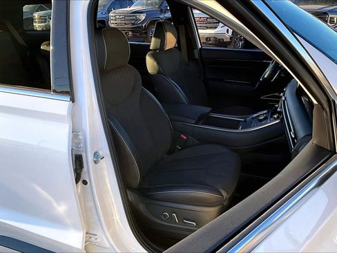 Used 2025 Hyundai Palisade Calligraphy image 7