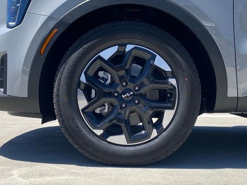 New 2026 Kia Sorento S FWD image 12