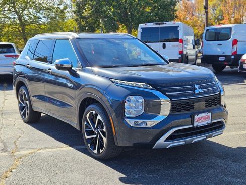 New 2025 Mitsubishi Outlander SEL image 7