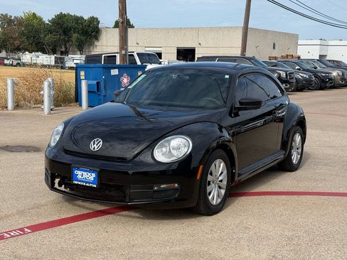 Used 2013 Volkswagen Beetle 2.5 FWD image 3