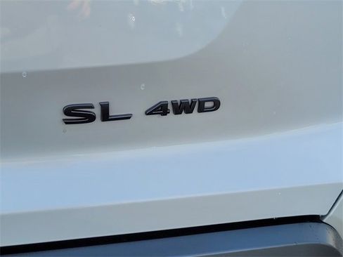 New 2026 Nissan Pathfinder SL image 5