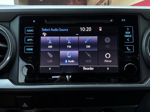 Used 2019 Toyota Tacoma TRD Sport w/ Technology Package AWD/4WD image 29