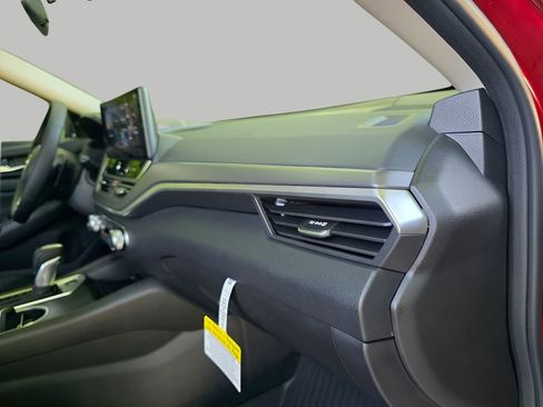 New 2026 Nissan Altima 2.5 SR FWD image 10