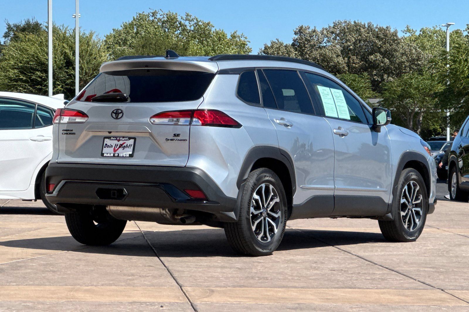 Used 2025 Toyota Corolla Cross AWD Hybrid image 4