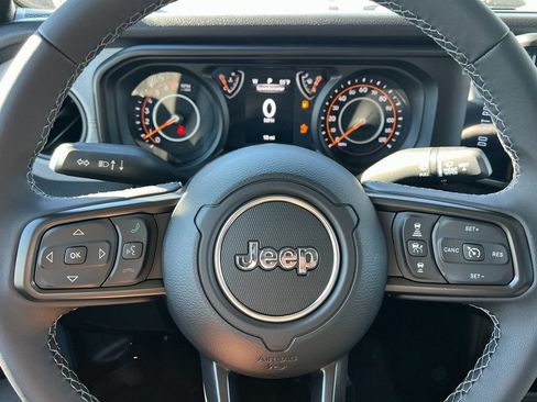 New 2026 Jeep Gladiator Sport AWD/4WD image 20