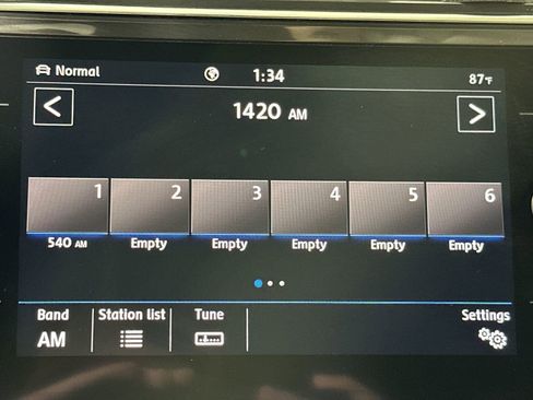 Used 2020 Volkswagen Tiguan SEL Premium R-Line image 20