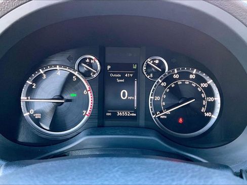 Used 2023 Lexus GX 460 Premium image 22