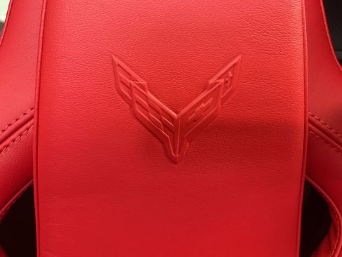 New 2026 Chevrolet Corvette Stingray Coupe w/ Z51 Performance Package RWD image 28