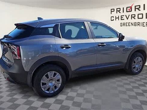 Used 2025 Nissan Kicks S image 9