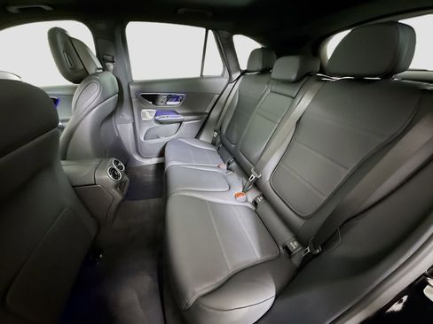 Used 2026 Mercedes-Benz GLC 300 4MATIC image 26