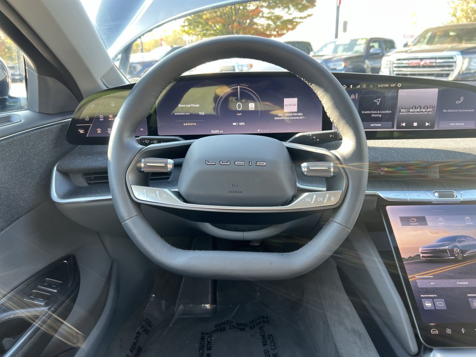 Used 2025 Lucid Air Touring AWD/4WD image 16