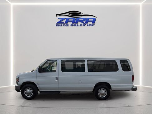 Used 2010 Ford E-350 and Econoline 350 XL RWD image 4