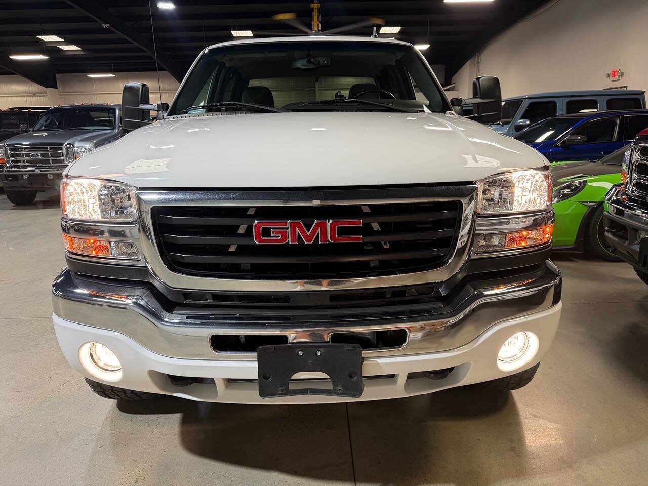 Used 2007 GMC Sierra 2500 SLE w/ Heavy-Duty Power Package AWD/4WD image 56