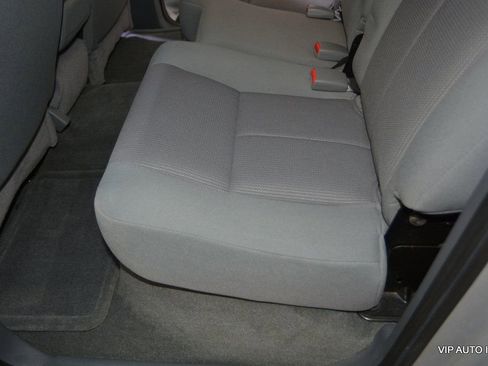 Used 2005 Dodge Dakota SLT image 27