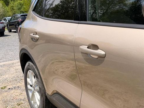 Used 2020 Ford Escape SE AWD/4WD image 13