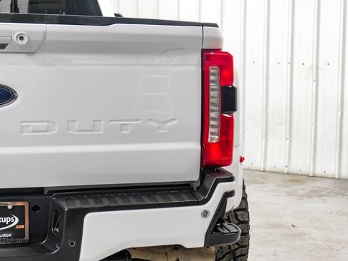 Used 2024 Ford F350 Lariat w/ FX4 Off-Road Package AWD/4WD image 50