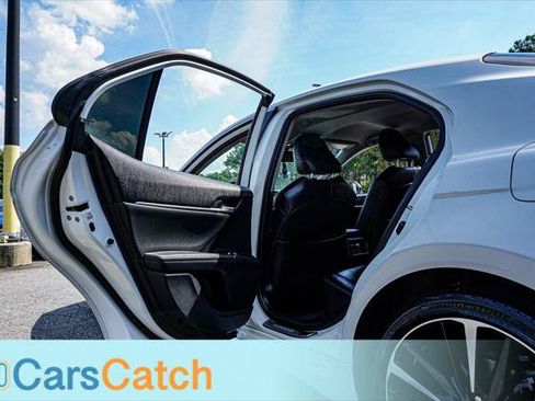 Used 2019 Toyota Camry XSE FWD image 33
