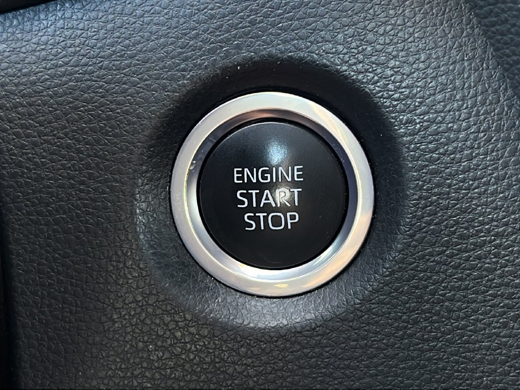 Used 2024 Toyota Corolla SE FWD image 21