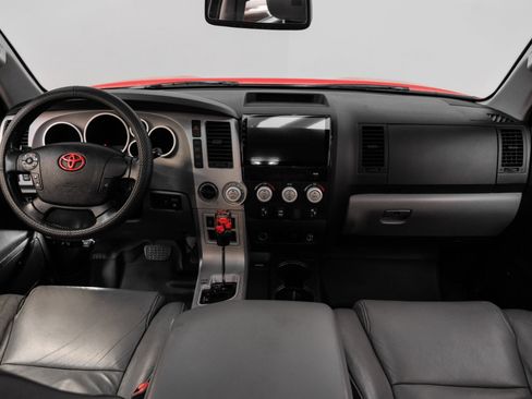 Used 2010 Toyota Tundra Platinum image 12