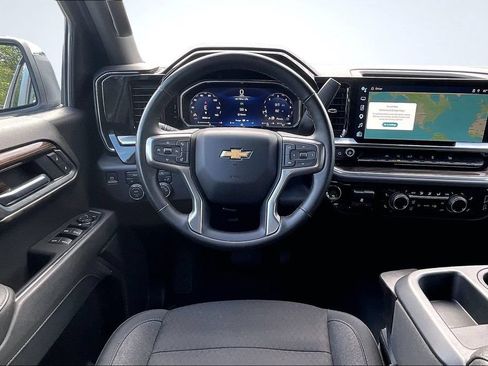 Used 2026 Chevrolet Silverado 1500 LT AWD/4WD image 11