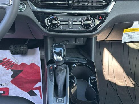 New 2025 Buick Envista Sport Touring w/ Convenience I Package image 10