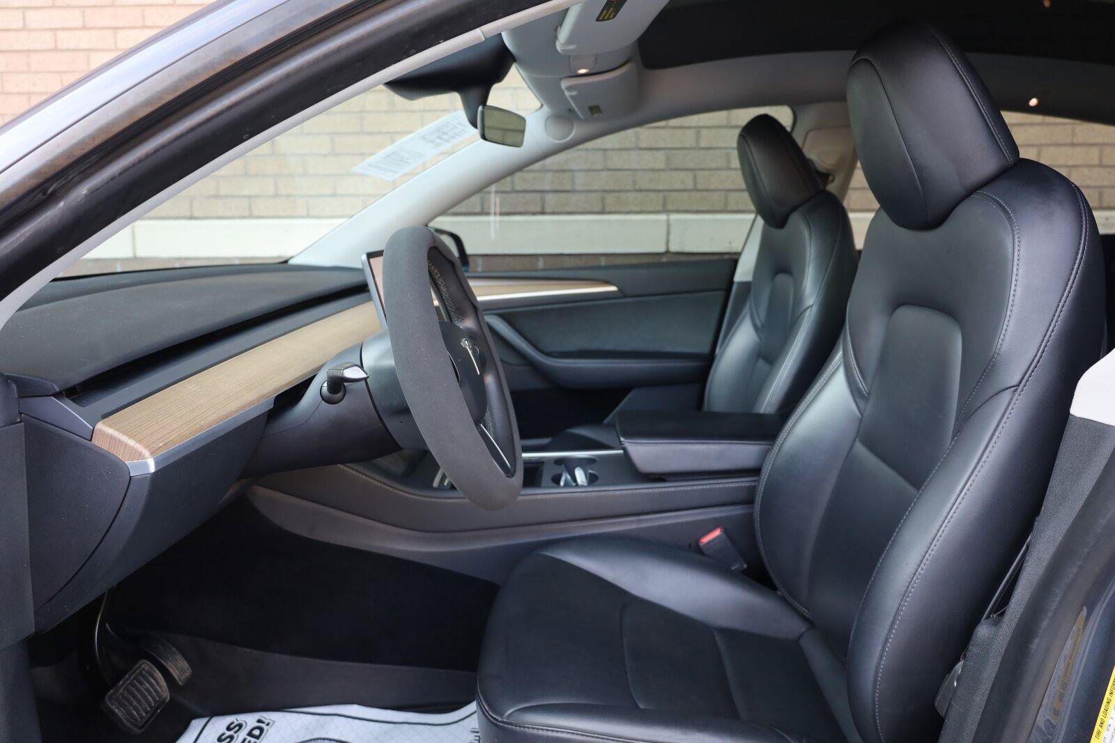 Used 2023 Tesla Model Y Long Range AWD/4WD image 17