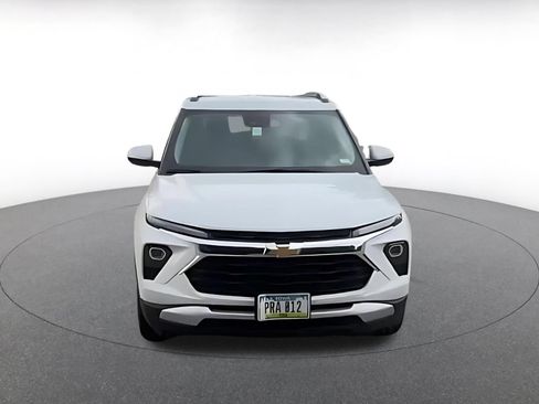 Used 2025 Chevrolet TrailBlazer LT FWD image 4