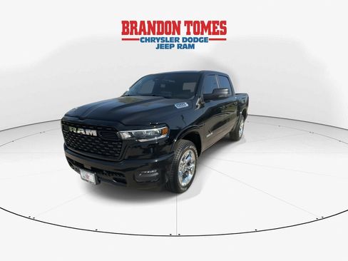 Used 2026 RAM 1500 Lone Star AWD/4WD image 4