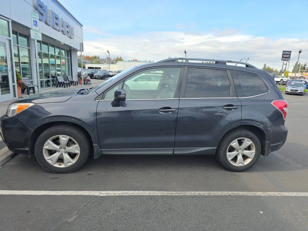 Used 2014 Subaru Forester 2.5i Touring AWD/4WD image 4