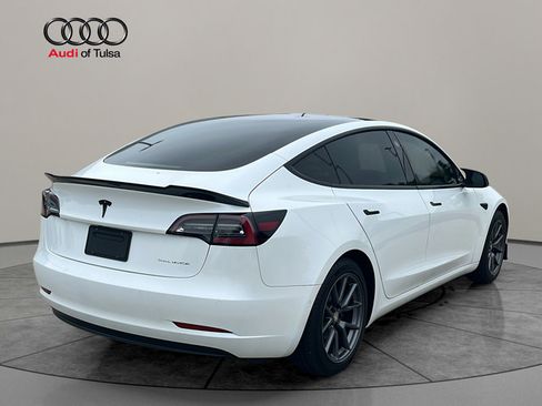 Used 2022 Tesla Model 3 Long Range AWD/4WD image 7