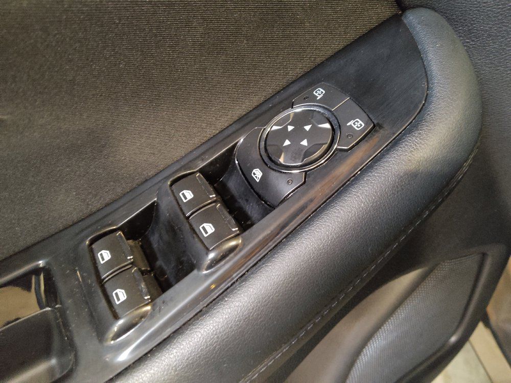 Used 2019 Ford Edge SEL FWD image 27