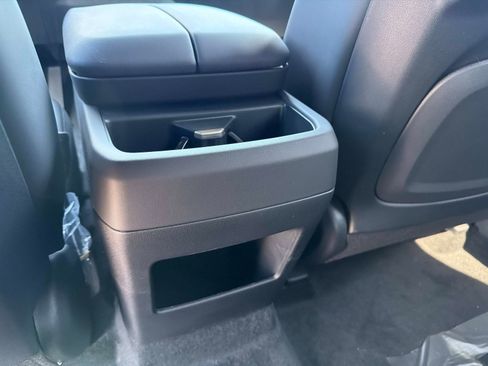 New 2027 Kia Telluride S image 13