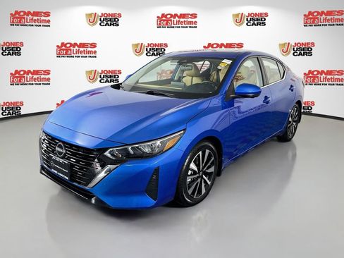 Used 2024 Nissan Sentra SV w/ SV Premium Package FWD image 14