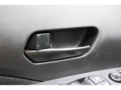 New 2025 Nissan Kicks Play S image 14