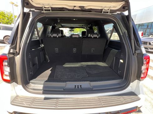 Used 2024 Ford Expedition Max Limited AWD/4WD image 24