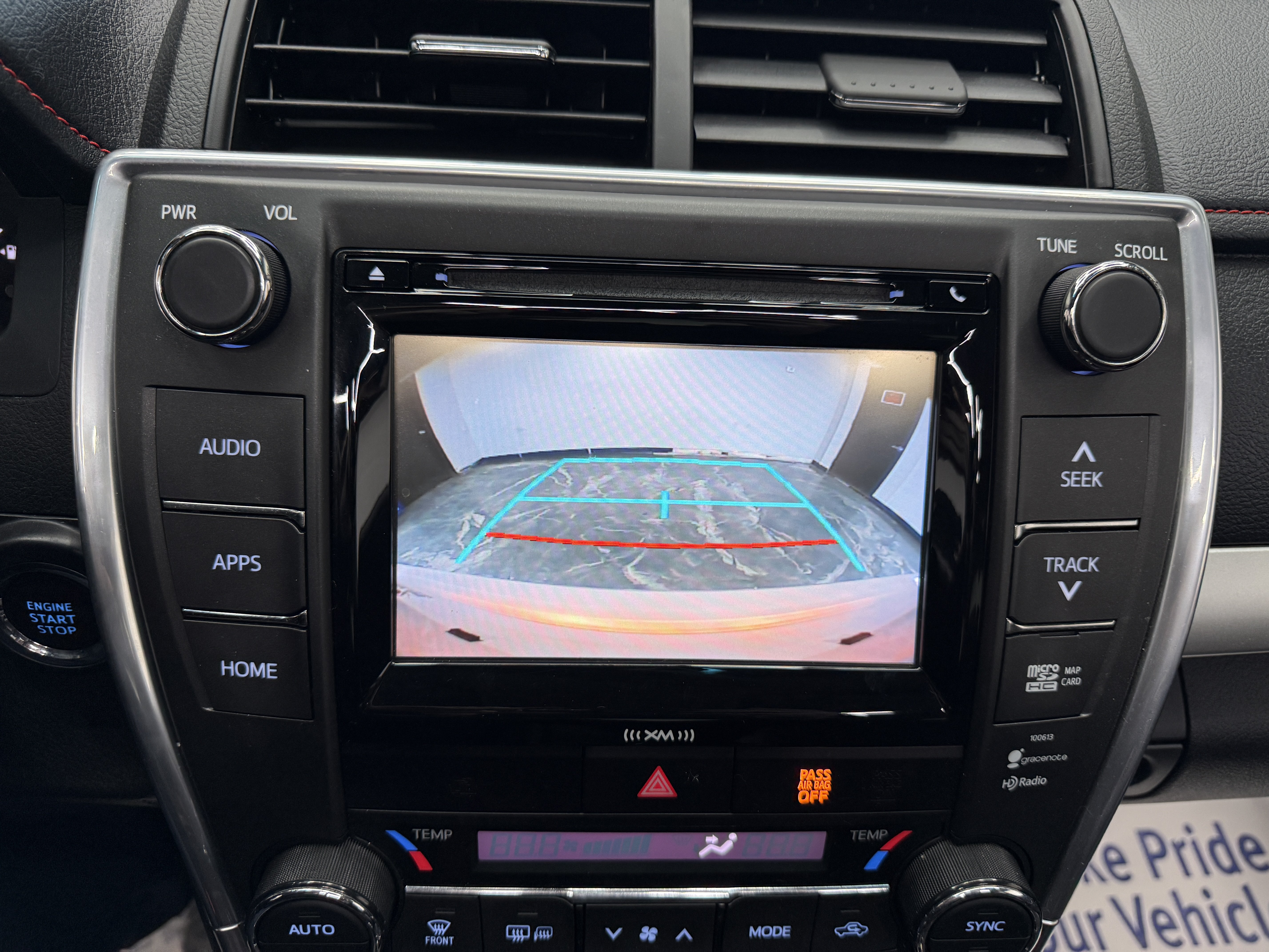 Used 2017 Toyota Camry XSE FWD image 17