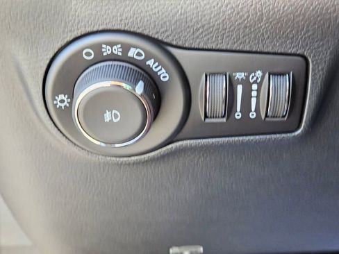 New 2026 Jeep Compass Latitude AWD/4WD image 26