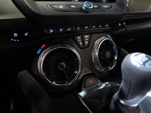 Used 2020 Chevrolet Camaro ZL1 RWD image 42