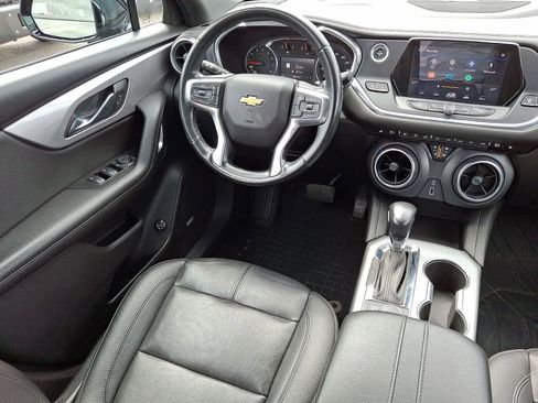 Used 2022 Chevrolet Blazer LT w/ Sound & Technology Package FWD image 10