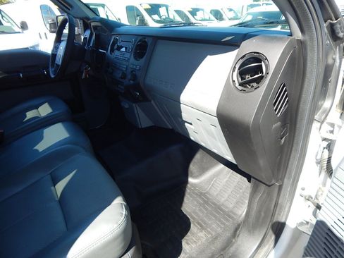 Used 2016 Ford F250 XL w/ Power Equipment Group RWD image 20