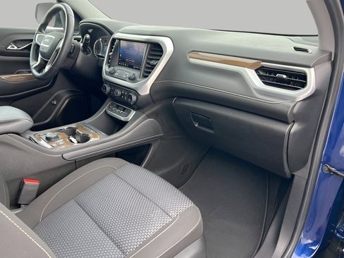 Used 2023 GMC Acadia SLE w/ Driver Convenience Package image 36