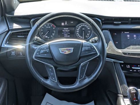 Used 2023 Cadillac XT5 Premium Luxury w/ LPO, Floor Liner Package AWD/4WD image 15