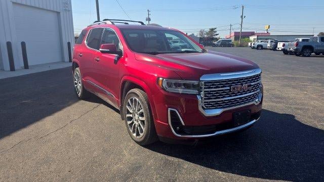 Used 2023 GMC Acadia Denali AWD/4WD image 3