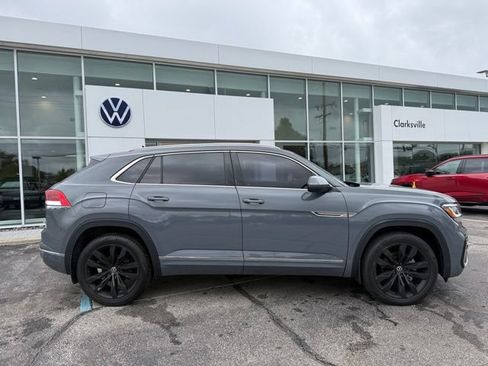 Used 2023 Volkswagen Atlas Cross Sport SEL Premium R-Line AWD/4WD image 7