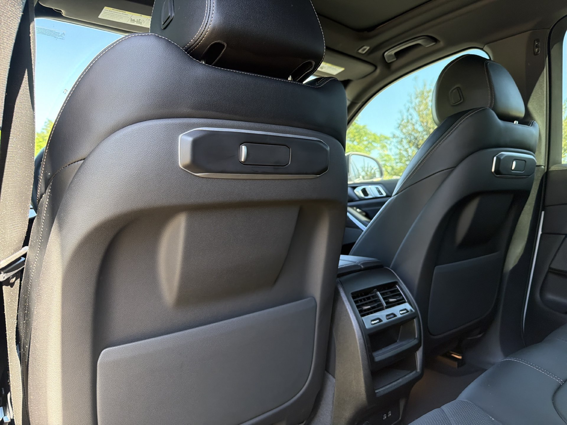 Used 2025 BMW X5 xDrive40i AWD/4WD image 21